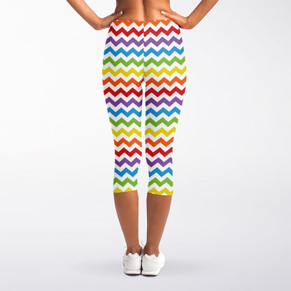Rainbow Chevron Pattern Print Women's Capri Leggings