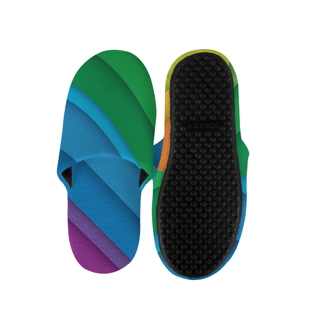 Rainbow Diagonal Lines Pattern Print Slippers