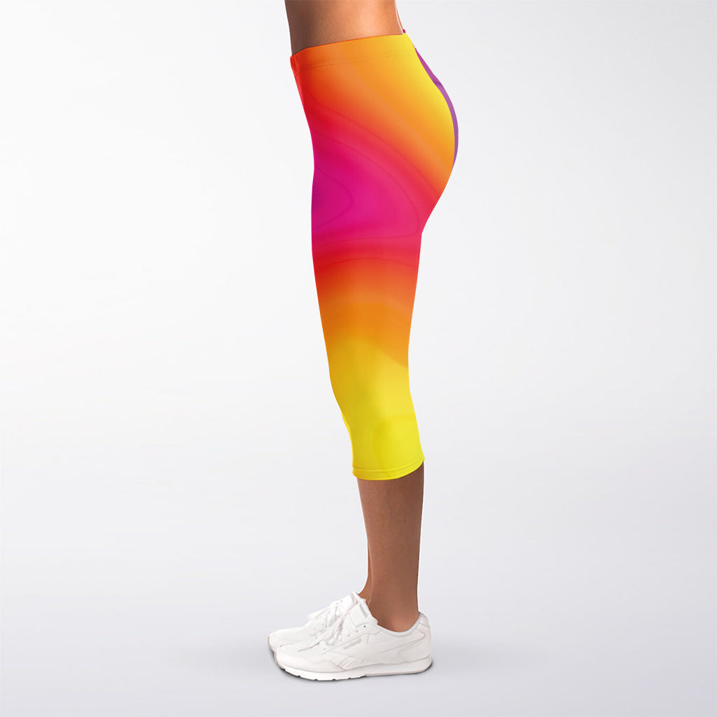 Rainbow Flow Print Women's Capri Leggings