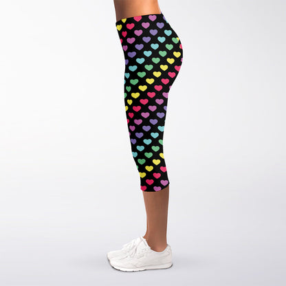 Rainbow Heart Pattern Print Women's Capri Leggings