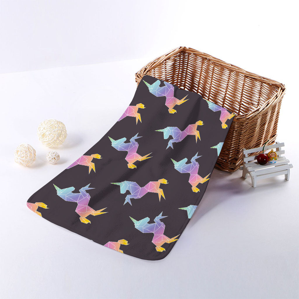 Rainbow Origami Unicorn Pattern Print Towel