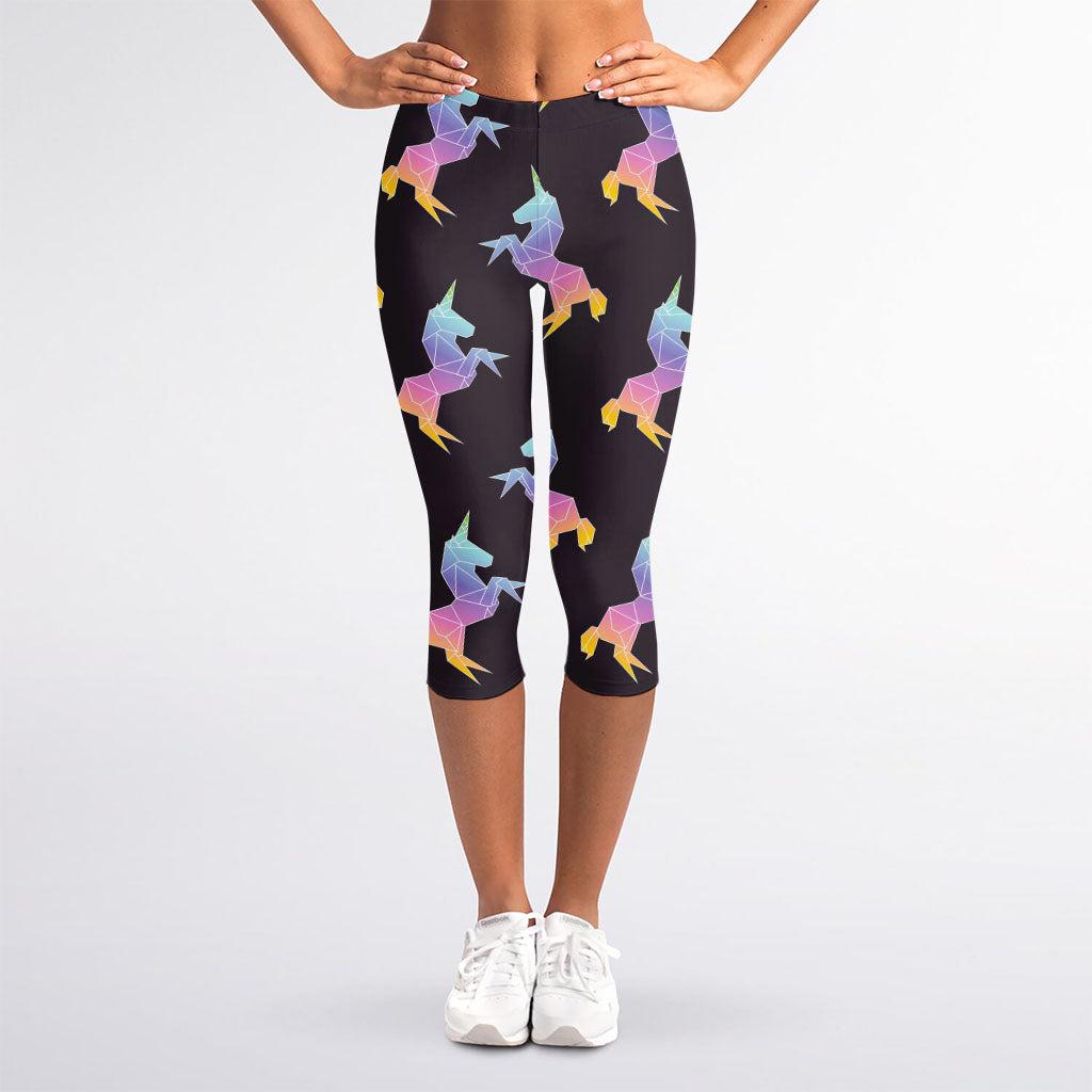 Rainbow Origami Unicorn Pattern Print Women's Capri Leggings