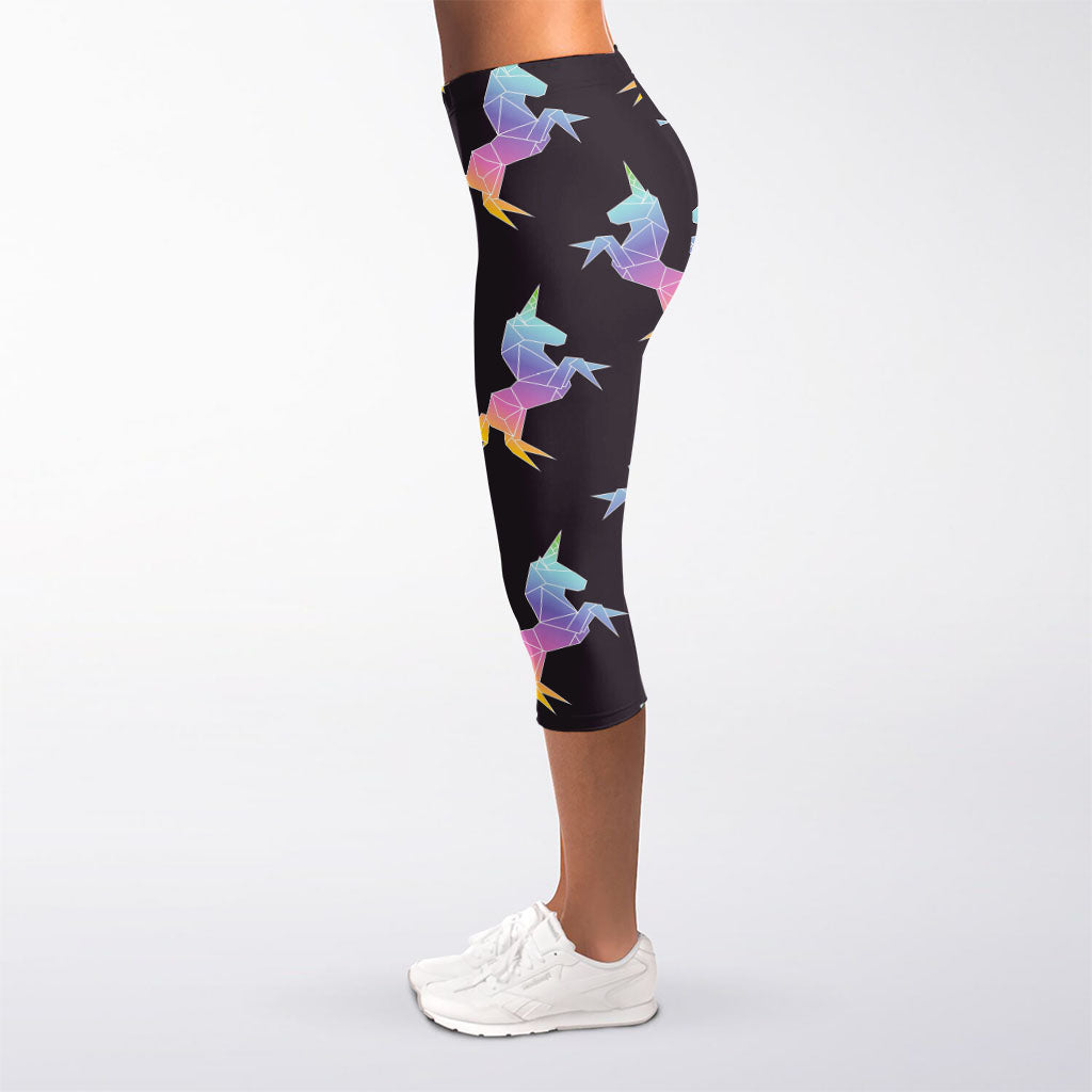 Rainbow Origami Unicorn Pattern Print Women's Capri Leggings