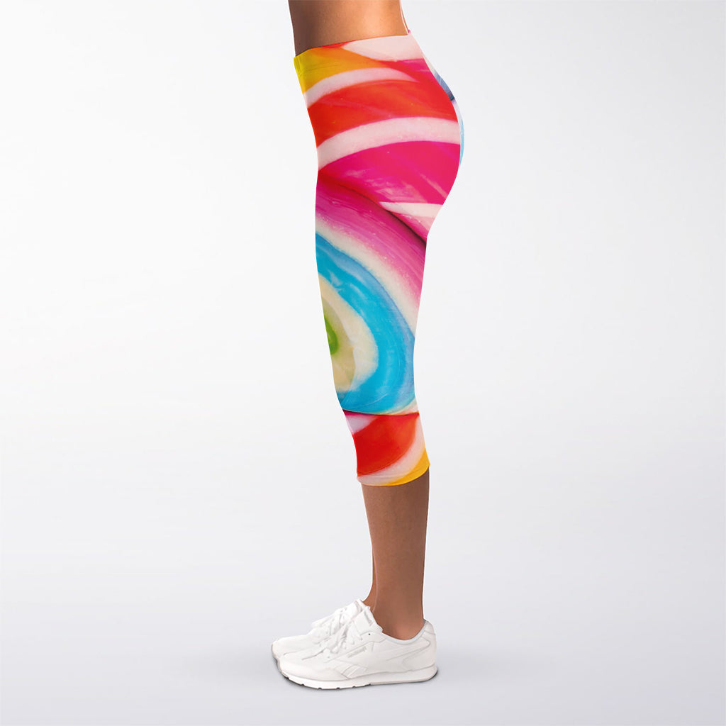 Rainbow Swirl Candy Print Women's Capri Leggings