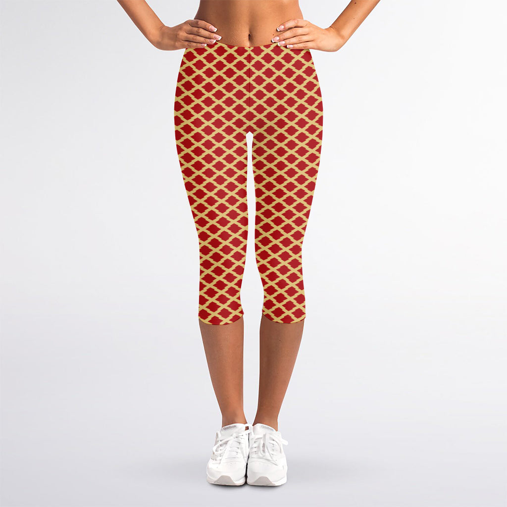 Red And Beige Japanese Pattern Print Women's Capri Leggings