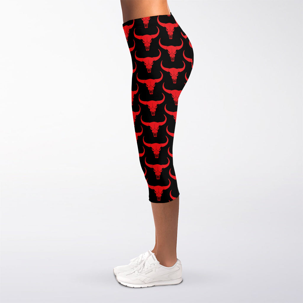 Red And Black Bull Skull Pattern Print Women's Capri Leggings