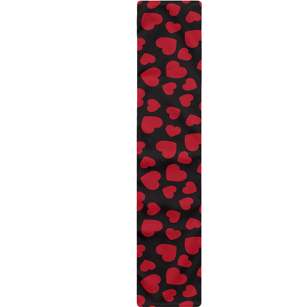 Red And Black Heart Pattern Print Table Runner