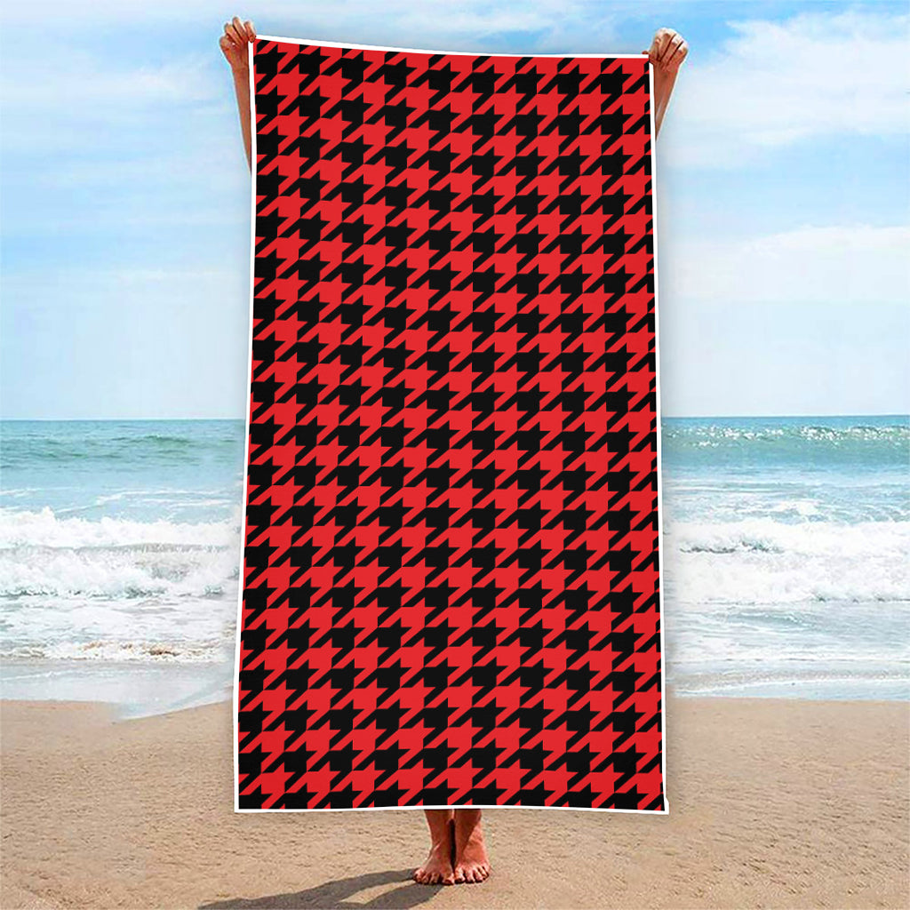 Red And Black Houndstooth Pattern Print Beach Towel