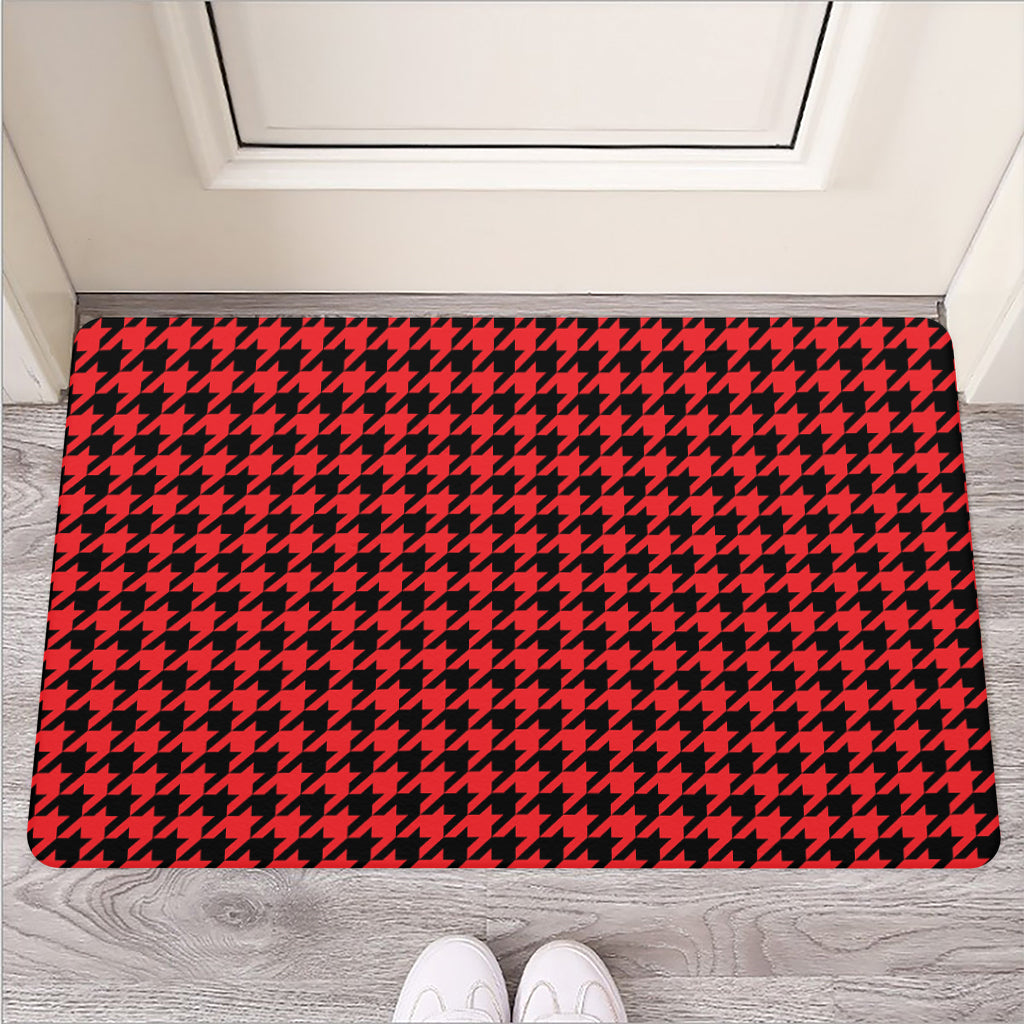 Red And Black Houndstooth Pattern Print Rubber Doormat