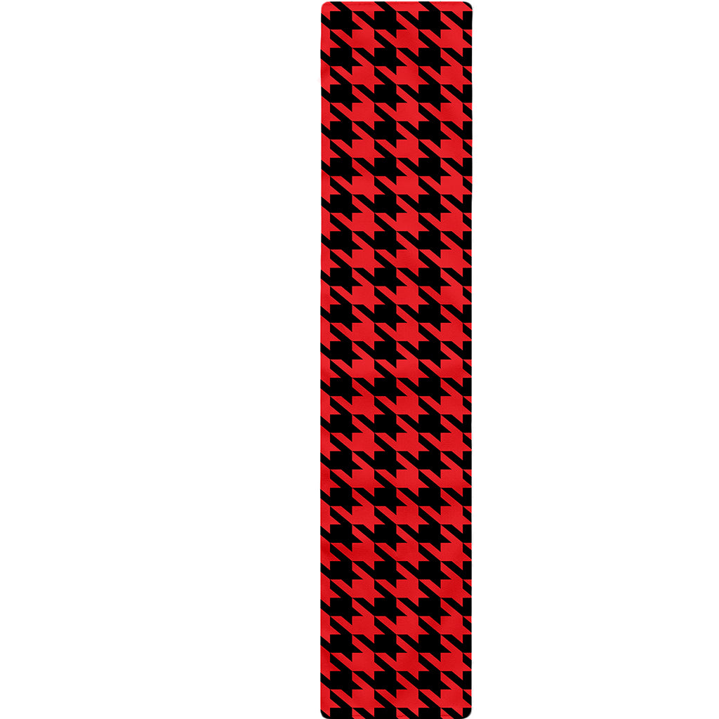 Red And Black Houndstooth Pattern Print Table Runner