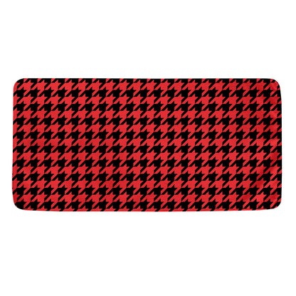 Red And Black Houndstooth Pattern Print Towel