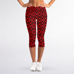 Red And Black Japanese Pattern Print Women's Capri Leggings
