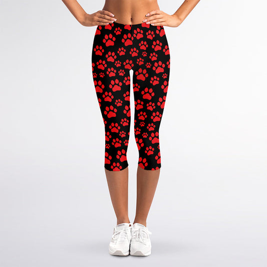 Red And Black Paw Pattern Print Women's Capri Leggings