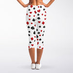 Red And Black Playing Card Suits Print Women's Capri Leggings