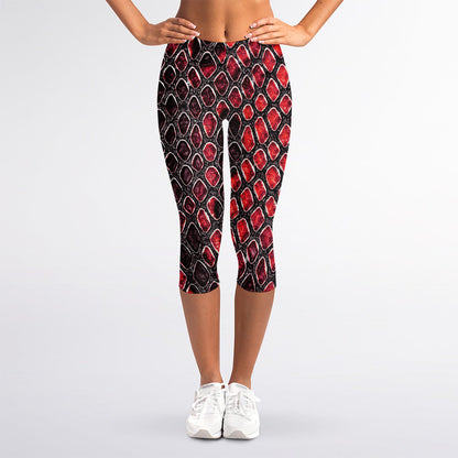 Red And Black Snakeskin Print Women's Capri Leggings