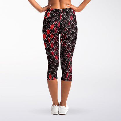 Red And Black Snakeskin Print Women's Capri Leggings