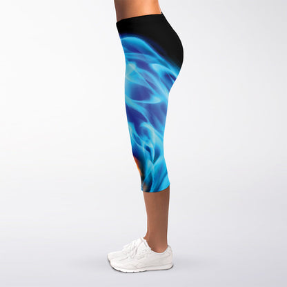 Red And Blue Fire Yin Yang Print Women's Capri Leggings