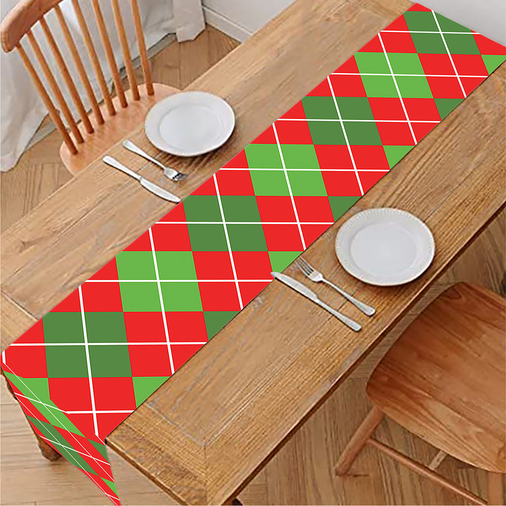 Red And Green Argyle Pattern Print Table Runner