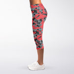 Red And Grey Digital Camo Pattern Print Women's Capri Leggings
