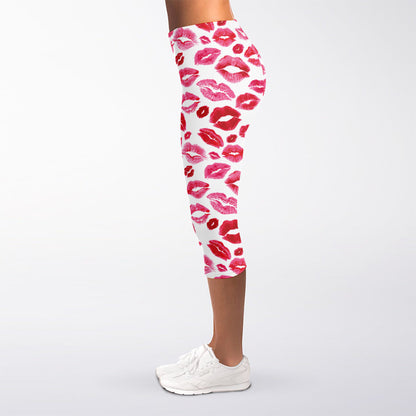 Red And Pink Lips Pattern Print Women's Capri Leggings