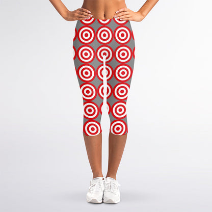 Red And White Bullseye Target Print Women's Capri Leggings