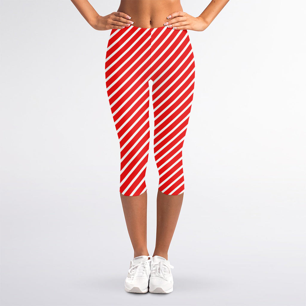 Red And White Candy Cane Pattern Print Women's Capri Leggings