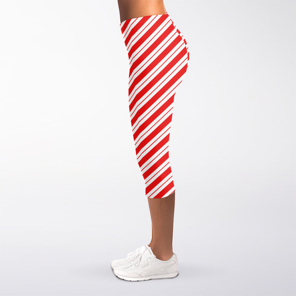 Red And White Candy Cane Stripes Print Women's Capri Leggings