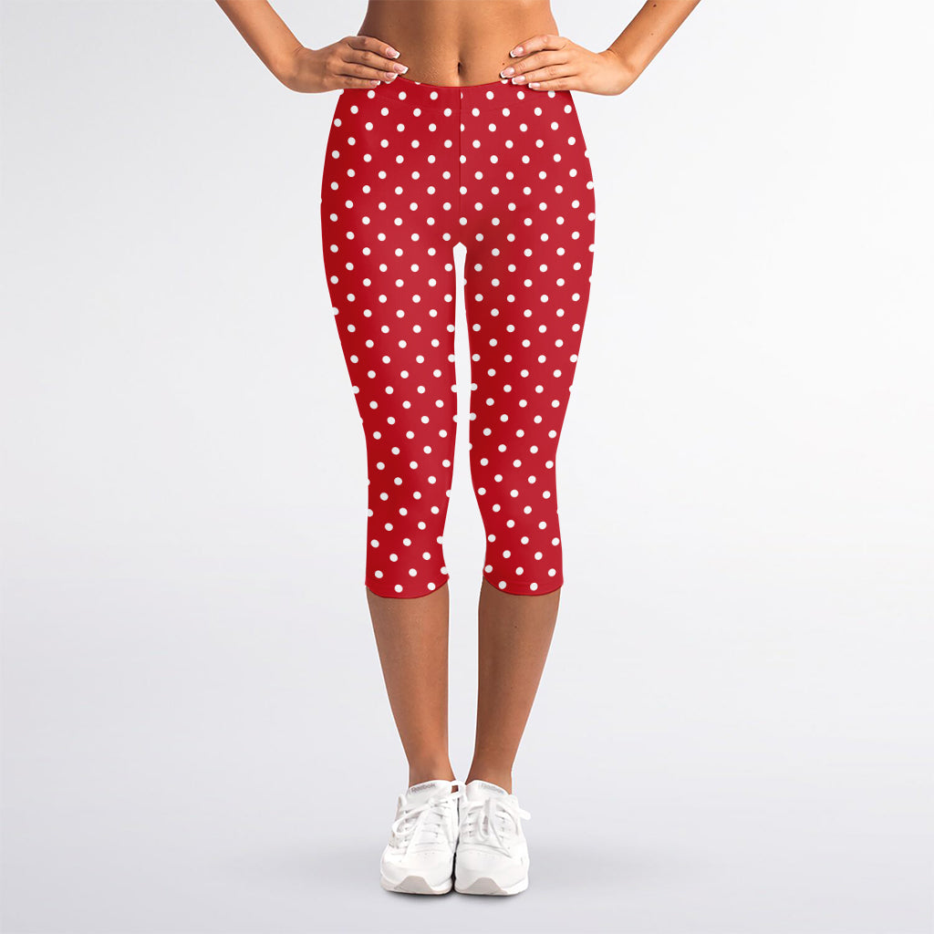 Red And White Christmas Dots Print Women's Capri Leggings