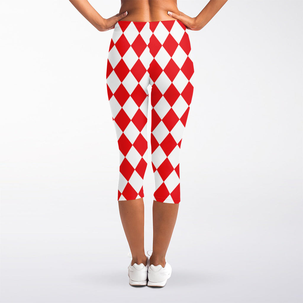 Red And White Harlequin Pattern Print Women's Capri Leggings