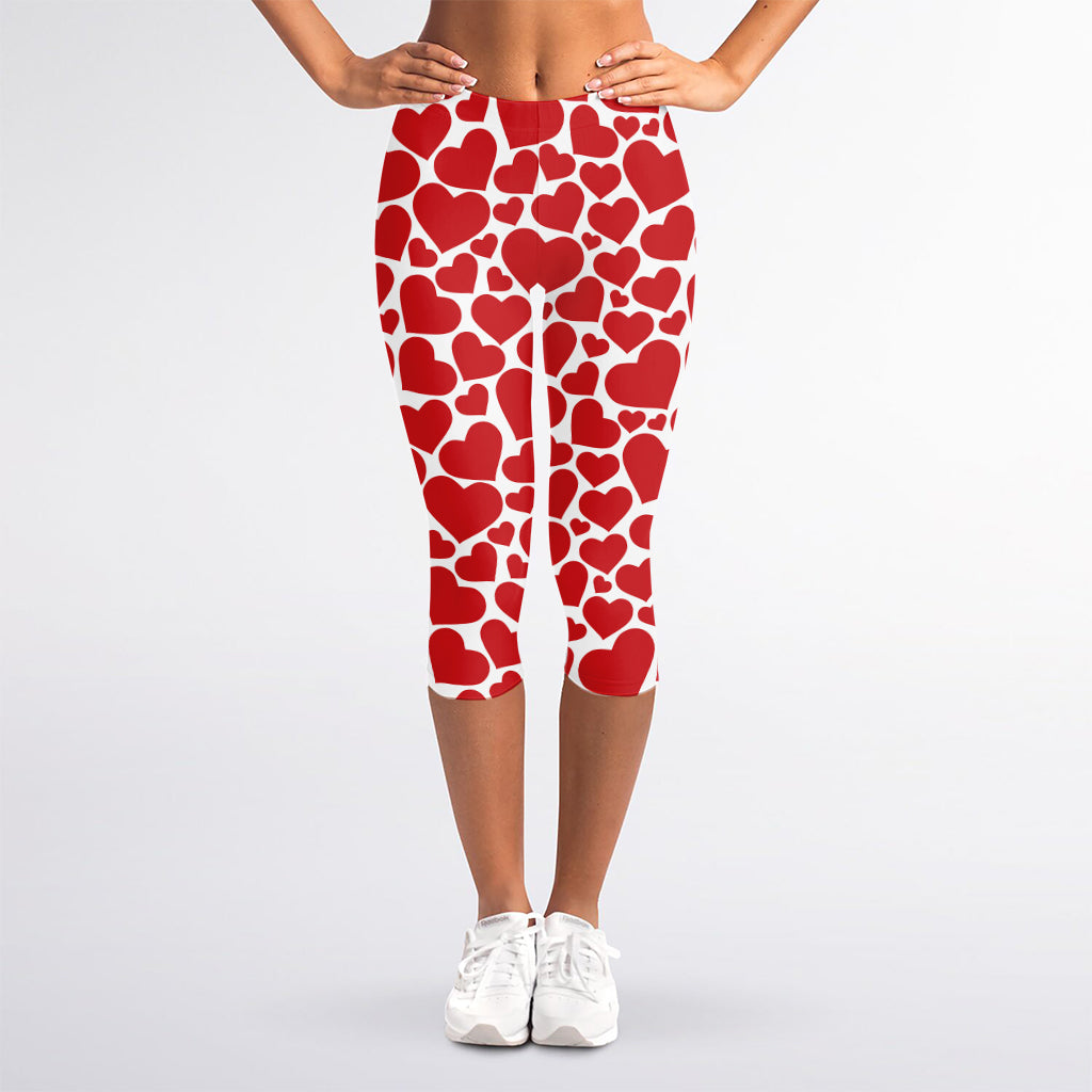 Red And White Heart Pattern Print Women's Capri Leggings