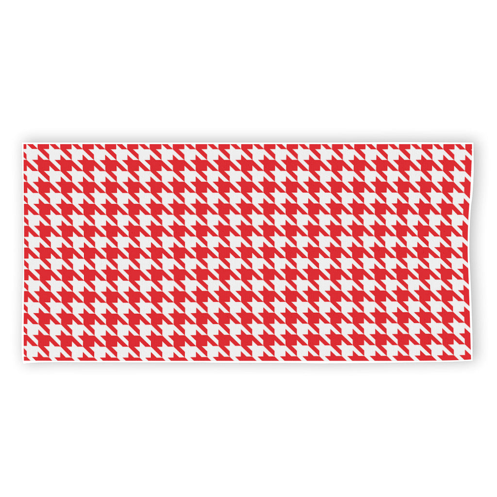 Red And White Houndstooth Pattern Print Beach Towel