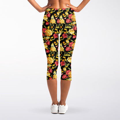 Red And Yellow Flowers Print Women's Capri Leggings