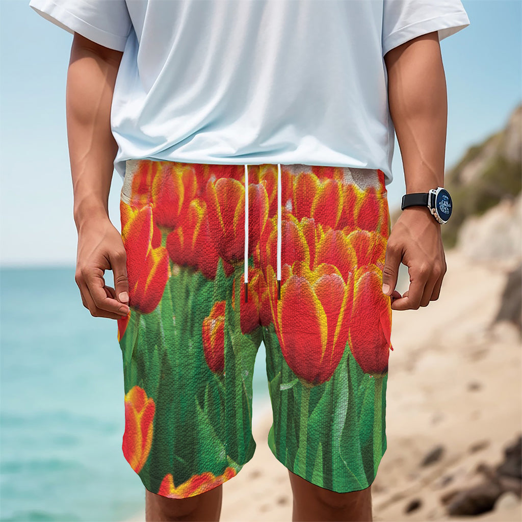 Red And Yellow Tulip Print Men's Cargo Shorts