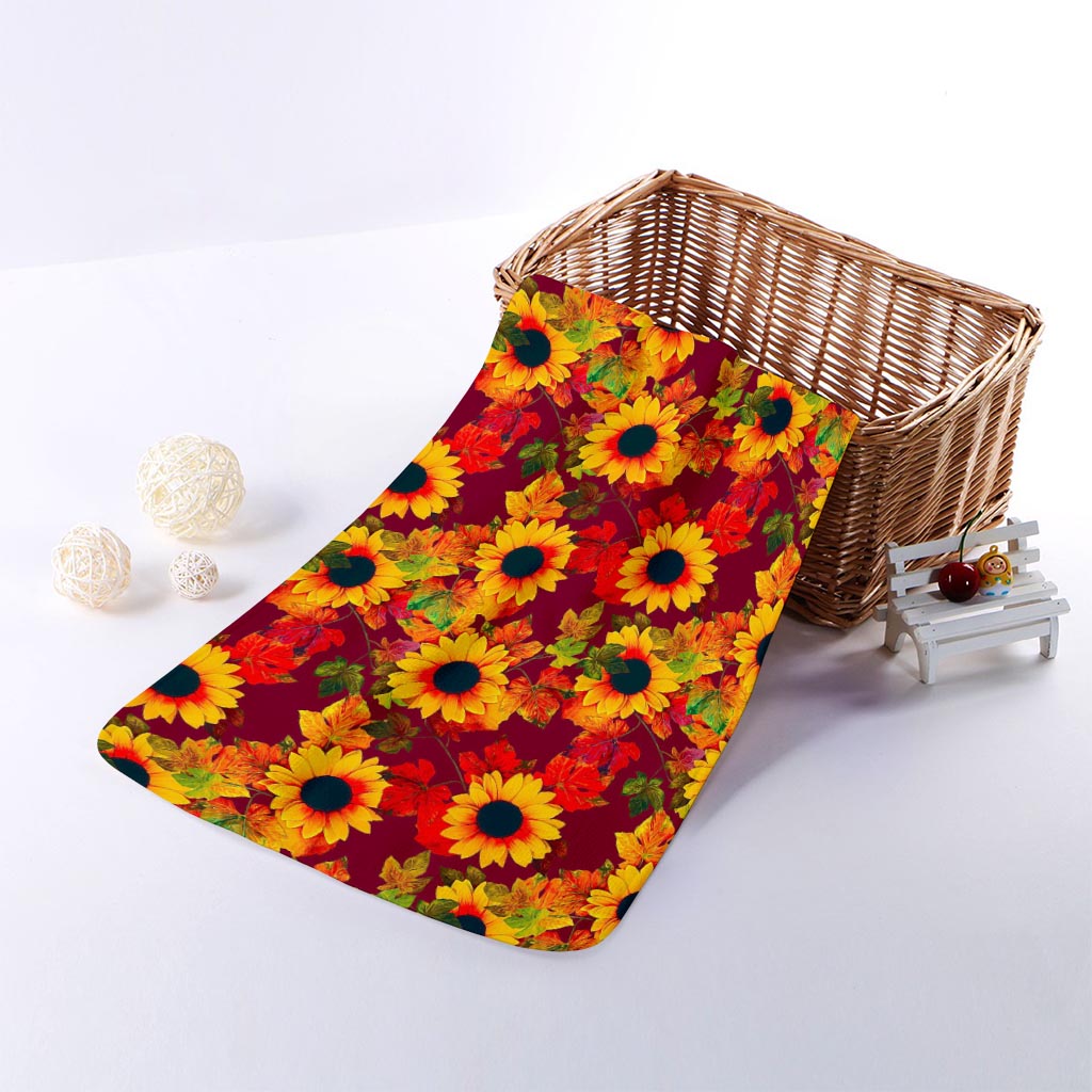 Red Autumn Sunflower Pattern Print Towel