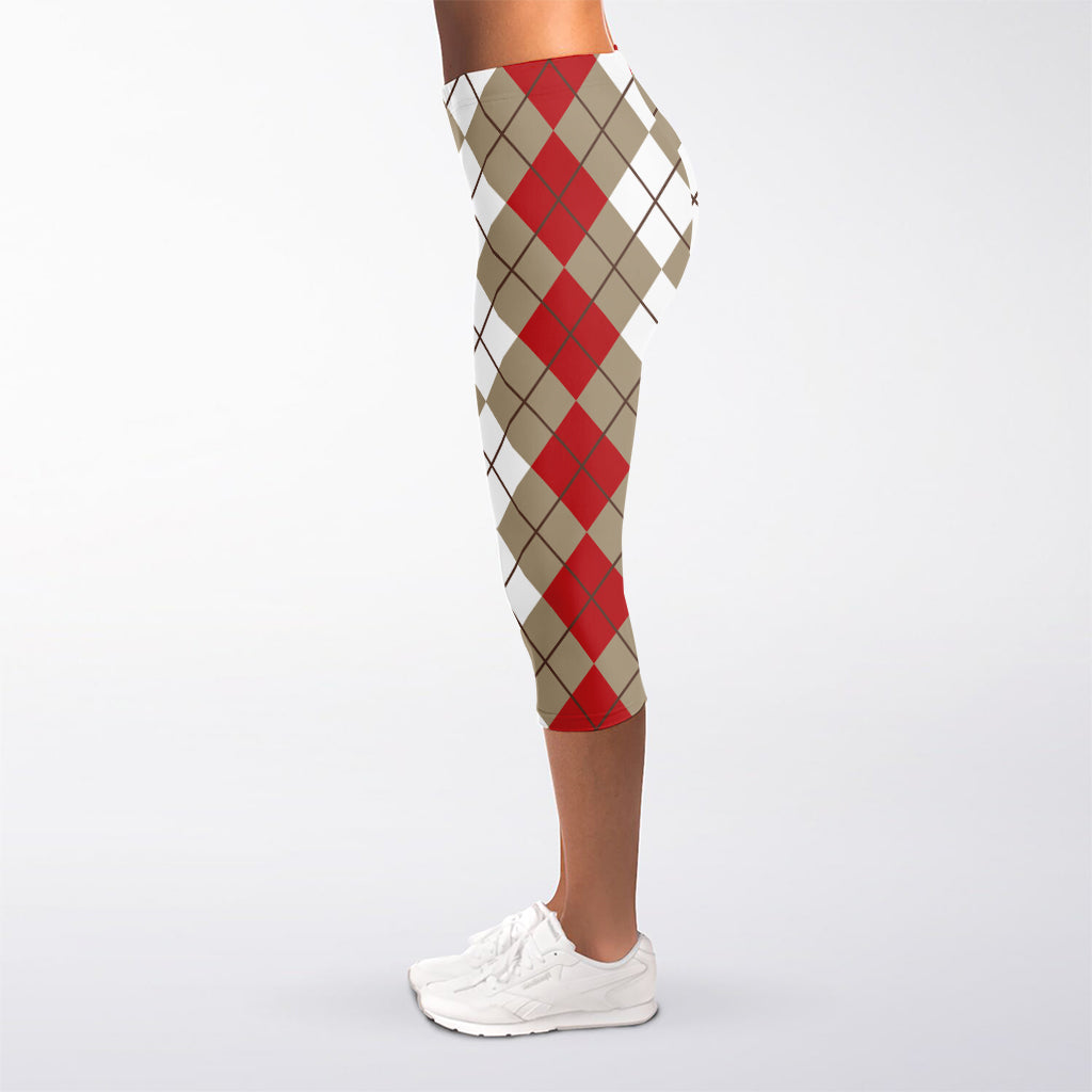 Red Beige And White Argyle Pattern Print Women's Capri Leggings