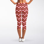 Red Beige And White Chevron Print Women's Capri Leggings