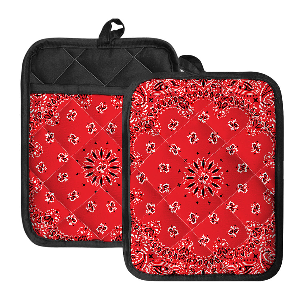 Red Black And White Bandana Print Pot Holders With Pocket