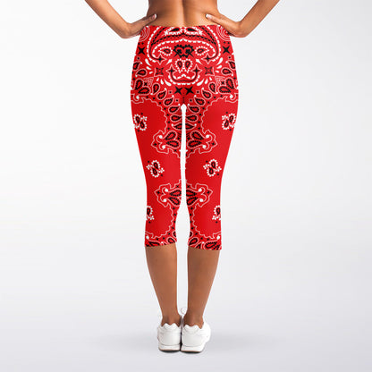 Red Black And White Bandana Print Women's Capri Leggings