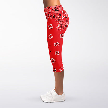 Red Black And White Bandana Print Women's Capri Leggings