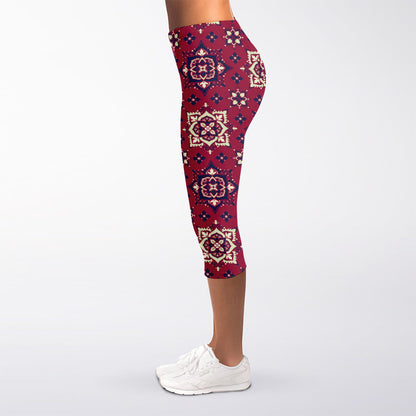 Red Boho Flower Pattern Print Women's Capri Leggings