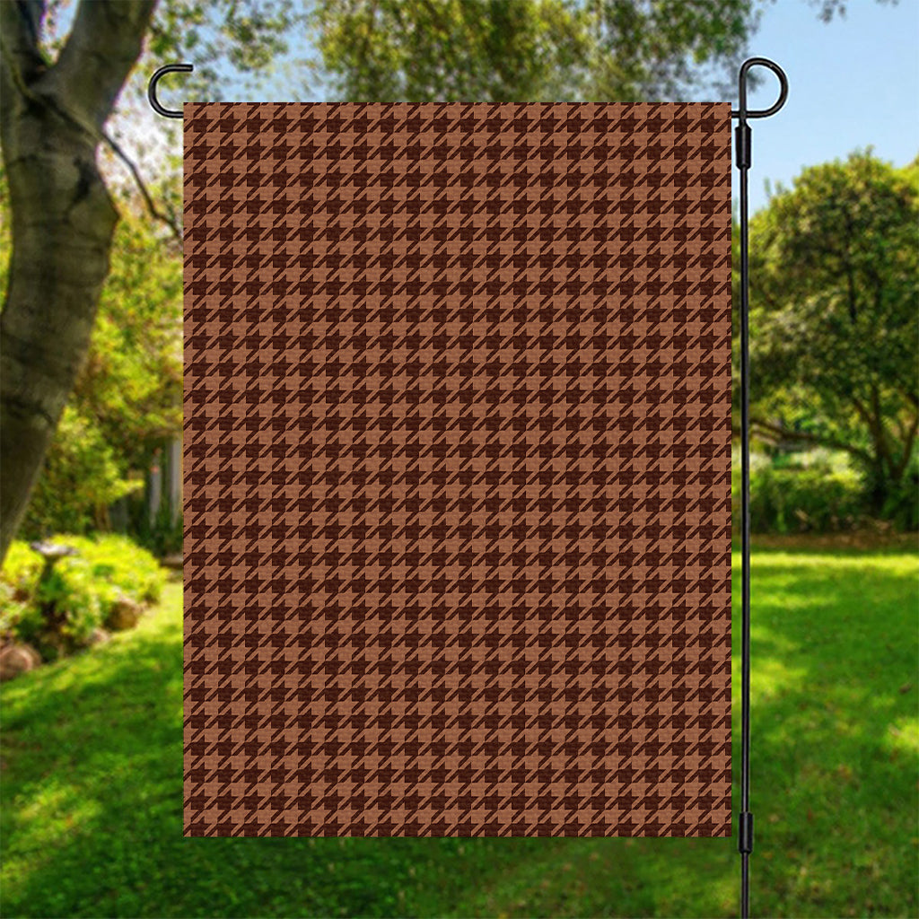 Red Brown Houndstooth Pattern Print Garden Flag