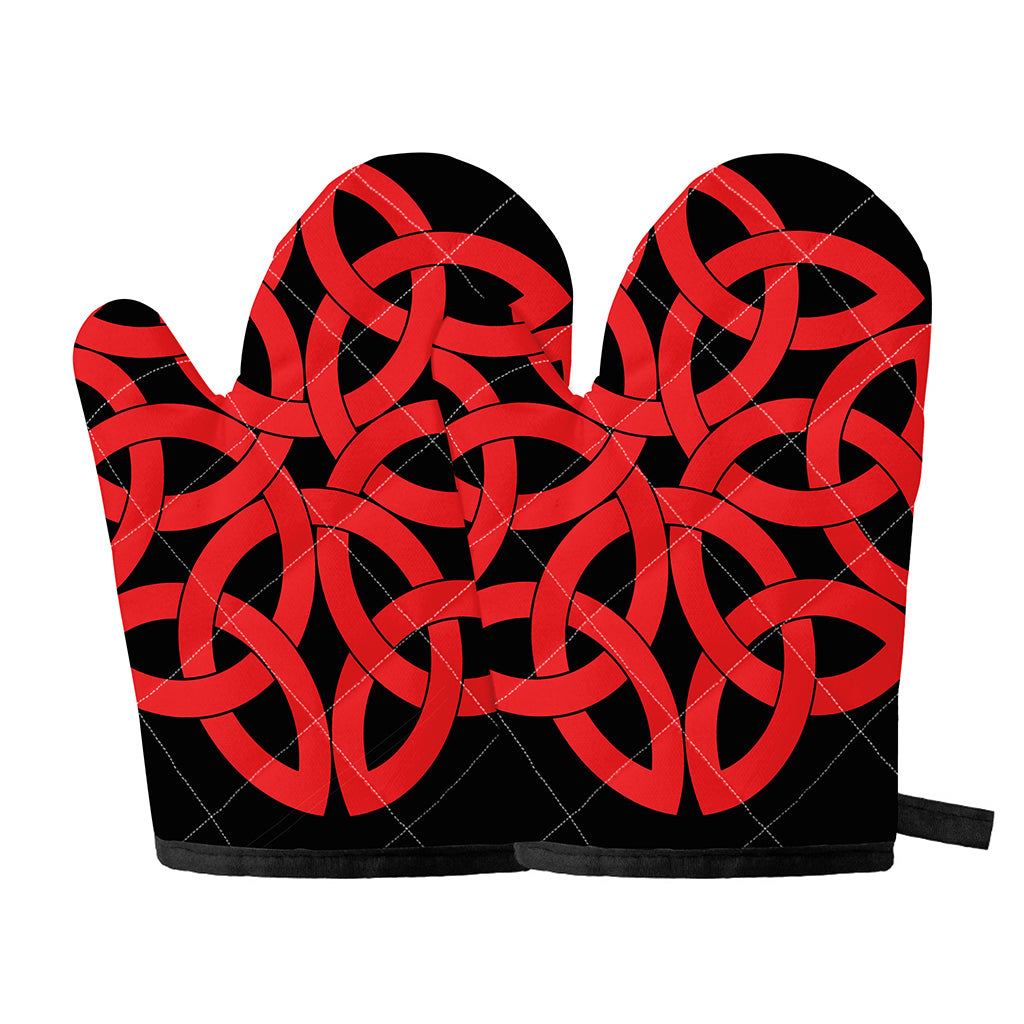 Red Celtic Knot Print Oven Mitts