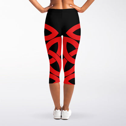 Red Celtic Knot Print Women's Capri Leggings
