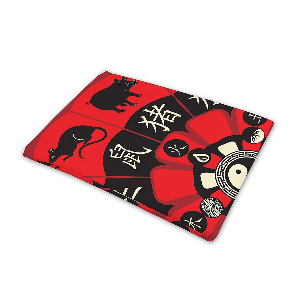 Red Chinese Zodiac Wheel Print Pet Cooling Mat Cover
