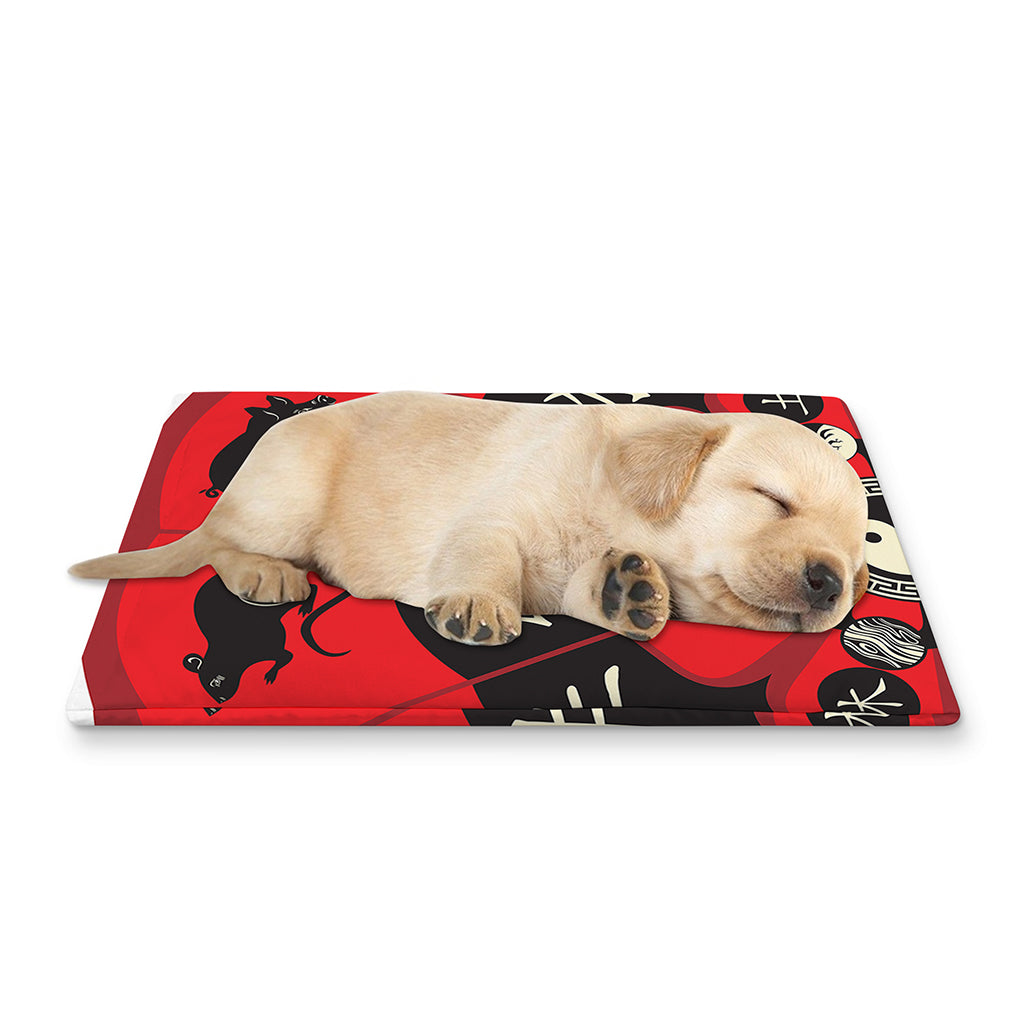 Red Chinese Zodiac Wheel Print Pet Cooling Mat Cover