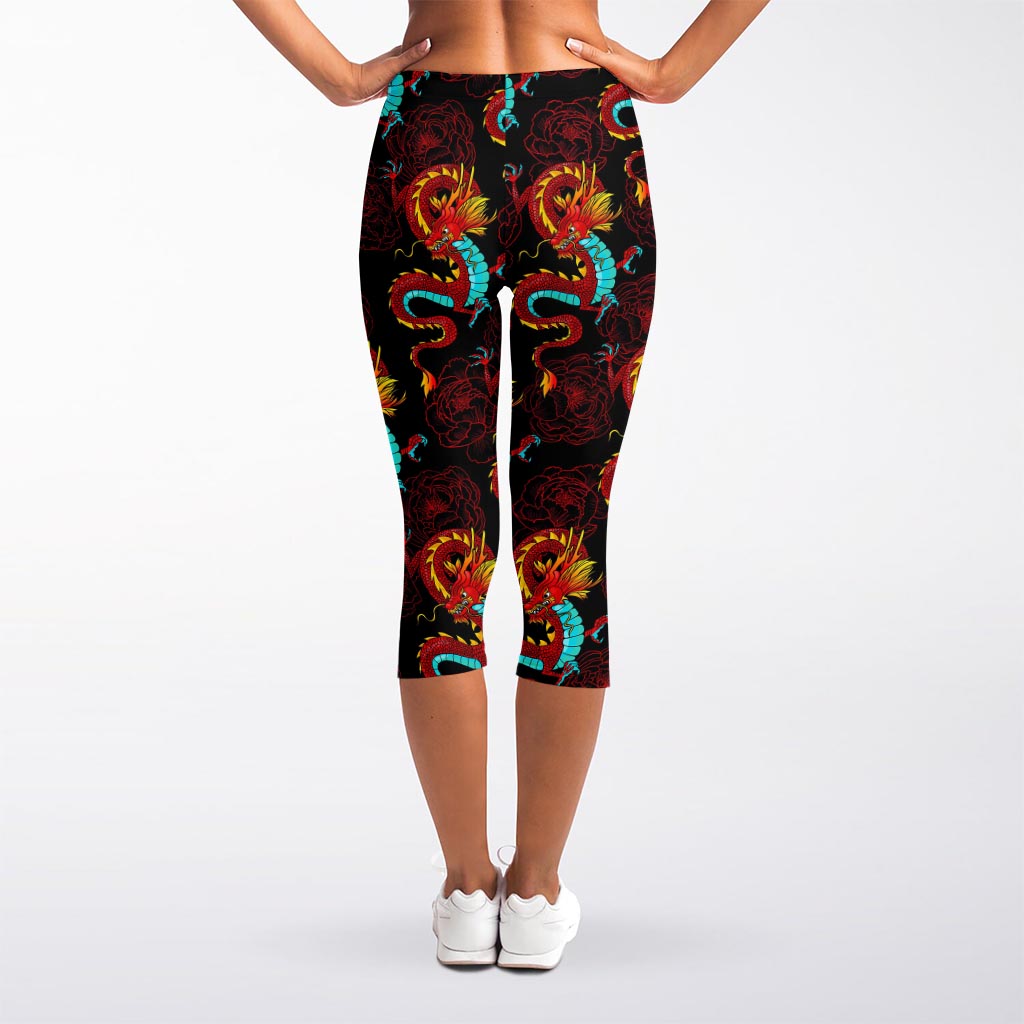 Red Dragon Lotus Pattern Print Women's Capri Leggings