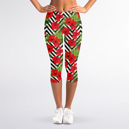 Red Hibiscus Chevron Pattern Print Women's Capri Leggings