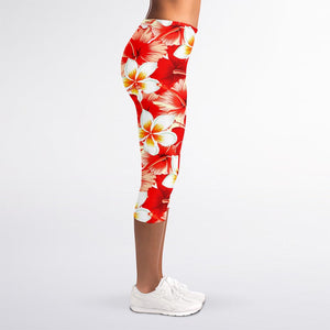 Red Hibiscus Plumeria Pattern Print Women's Capri Leggings