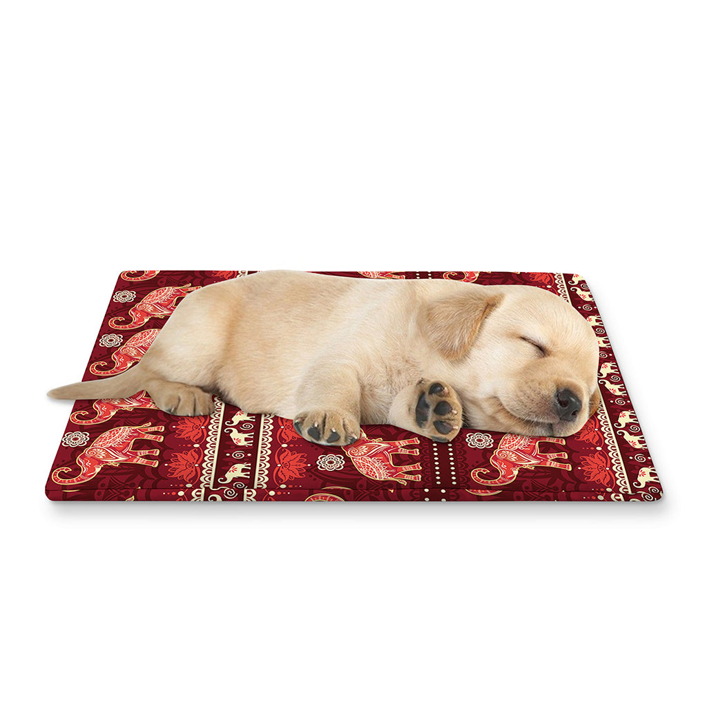 Red Indian Elephant Pattern Print Pet Cooling Mat Cover