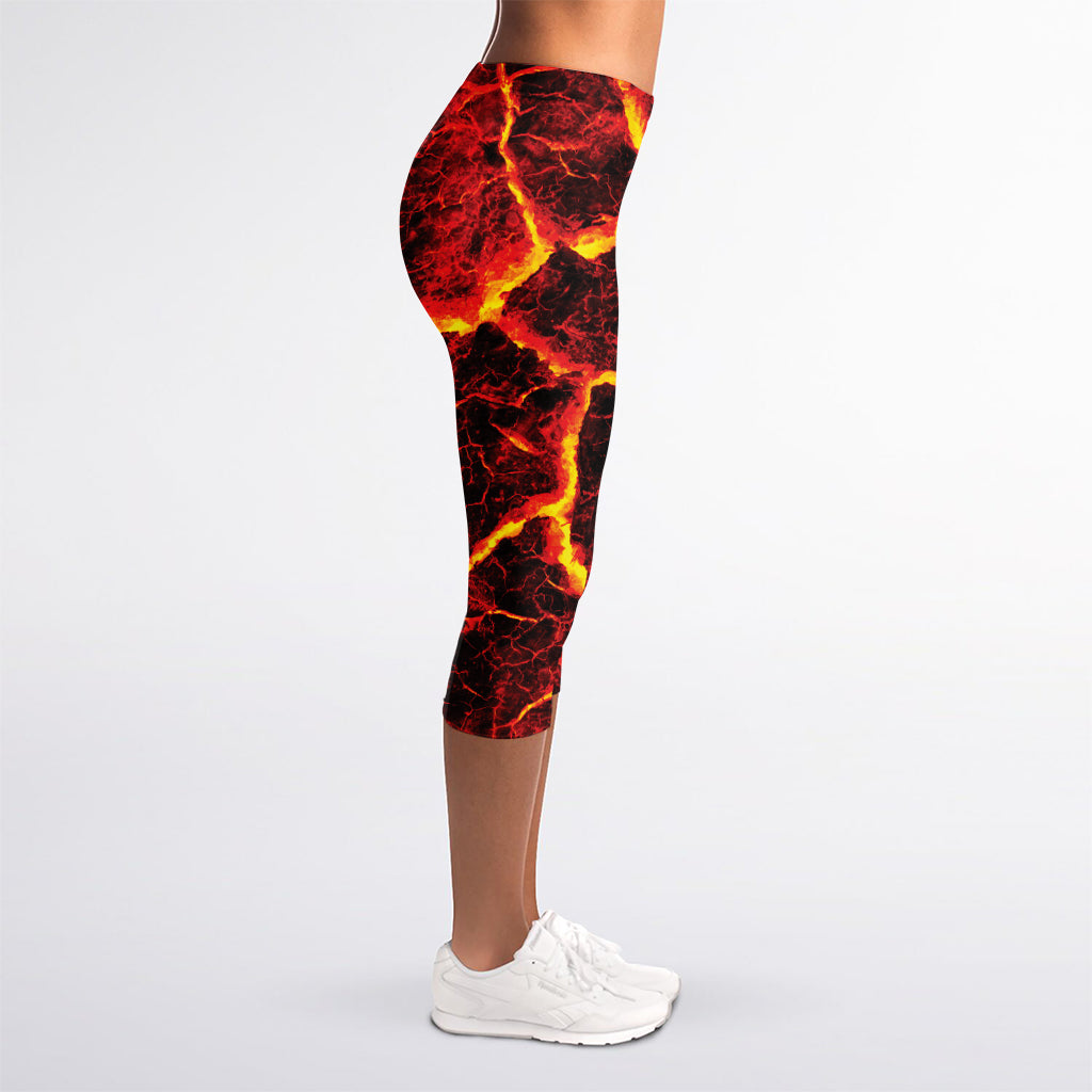 Red Lava Print Women's Capri Leggings